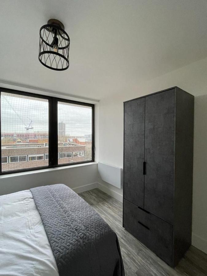 Kingsbridge Point - Cosy One Bed Apartments Near Town Centre, Swindon Ngoại thất bức ảnh
