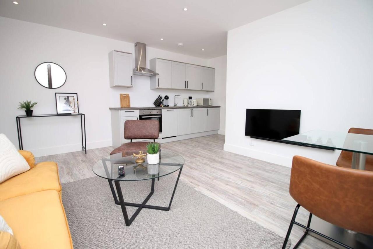 Kingsbridge Point - Cosy One Bed Apartments Near Town Centre, Swindon Ngoại thất bức ảnh