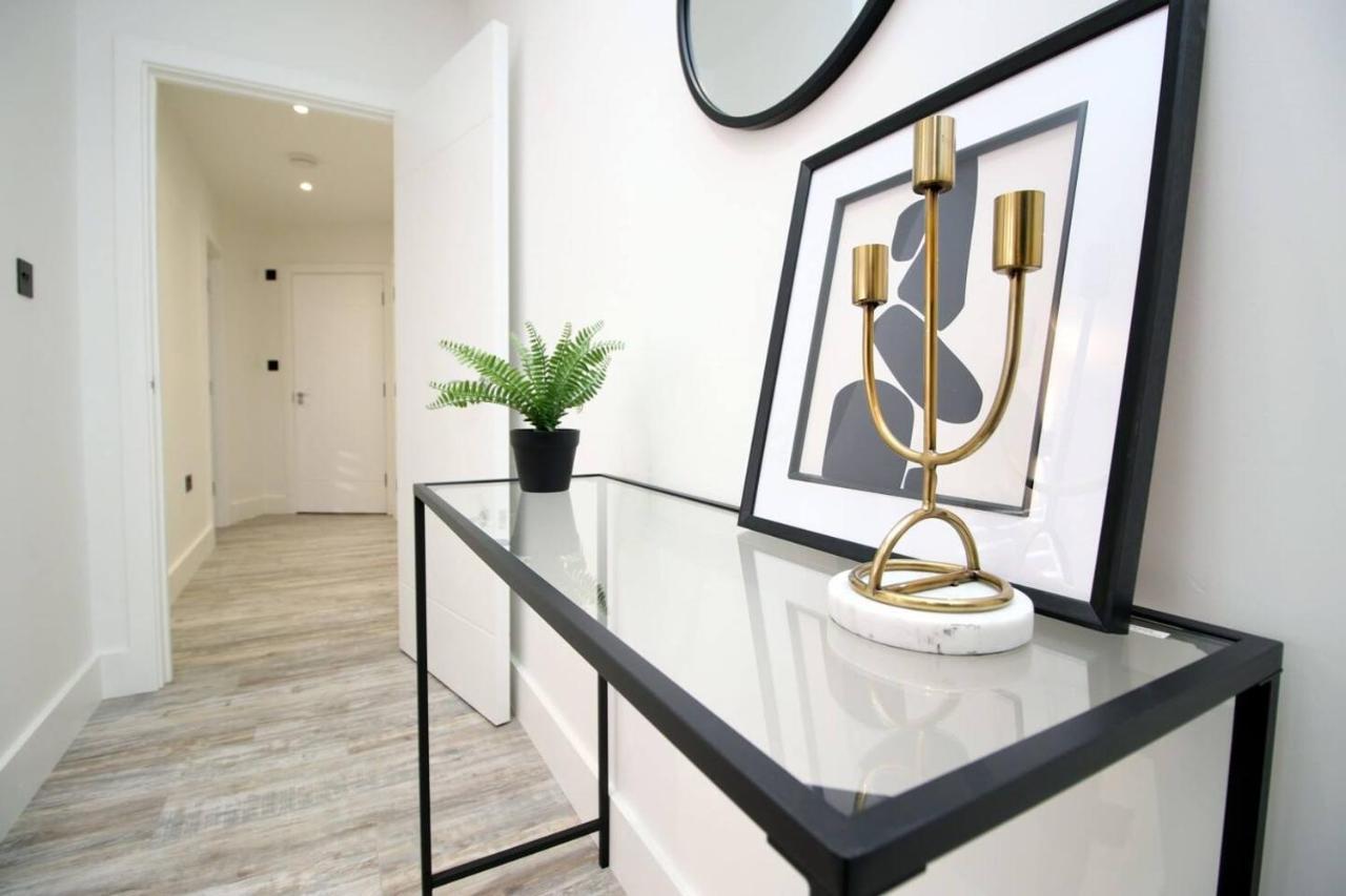 Kingsbridge Point - Cosy One Bed Apartments Near Town Centre, Swindon Ngoại thất bức ảnh