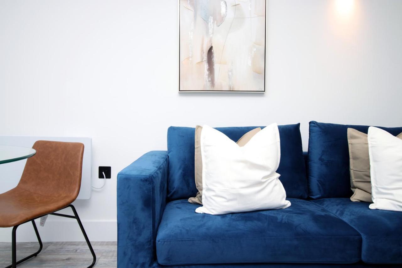Kingsbridge Point - Cosy One Bed Apartments Near Town Centre, Swindon Ngoại thất bức ảnh